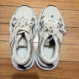 SHEIN Kids White and Black Sneakers